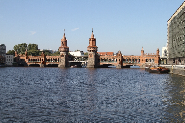 479 Oberbaumbrucke.JPG